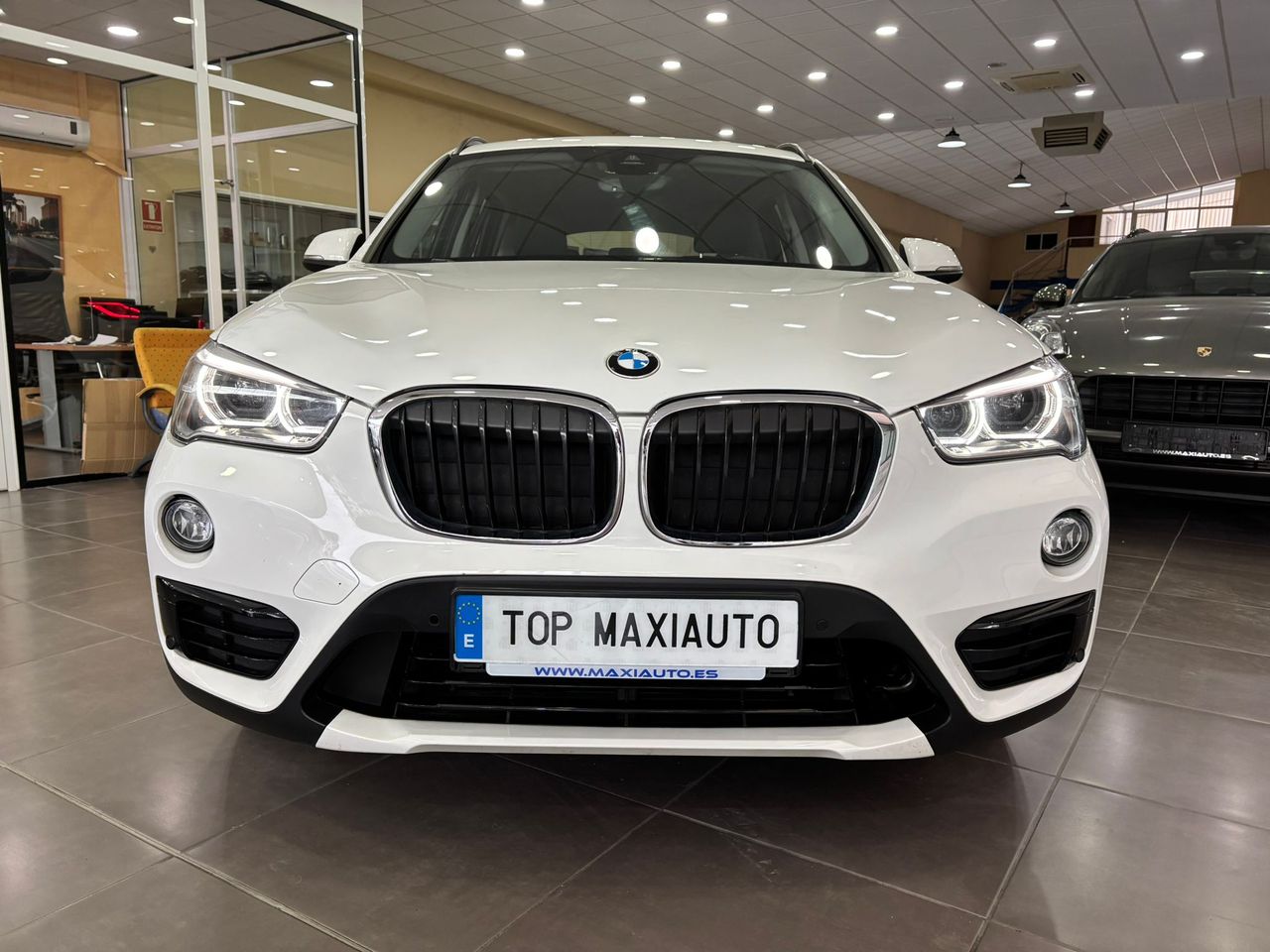 Foto BMW X1 6