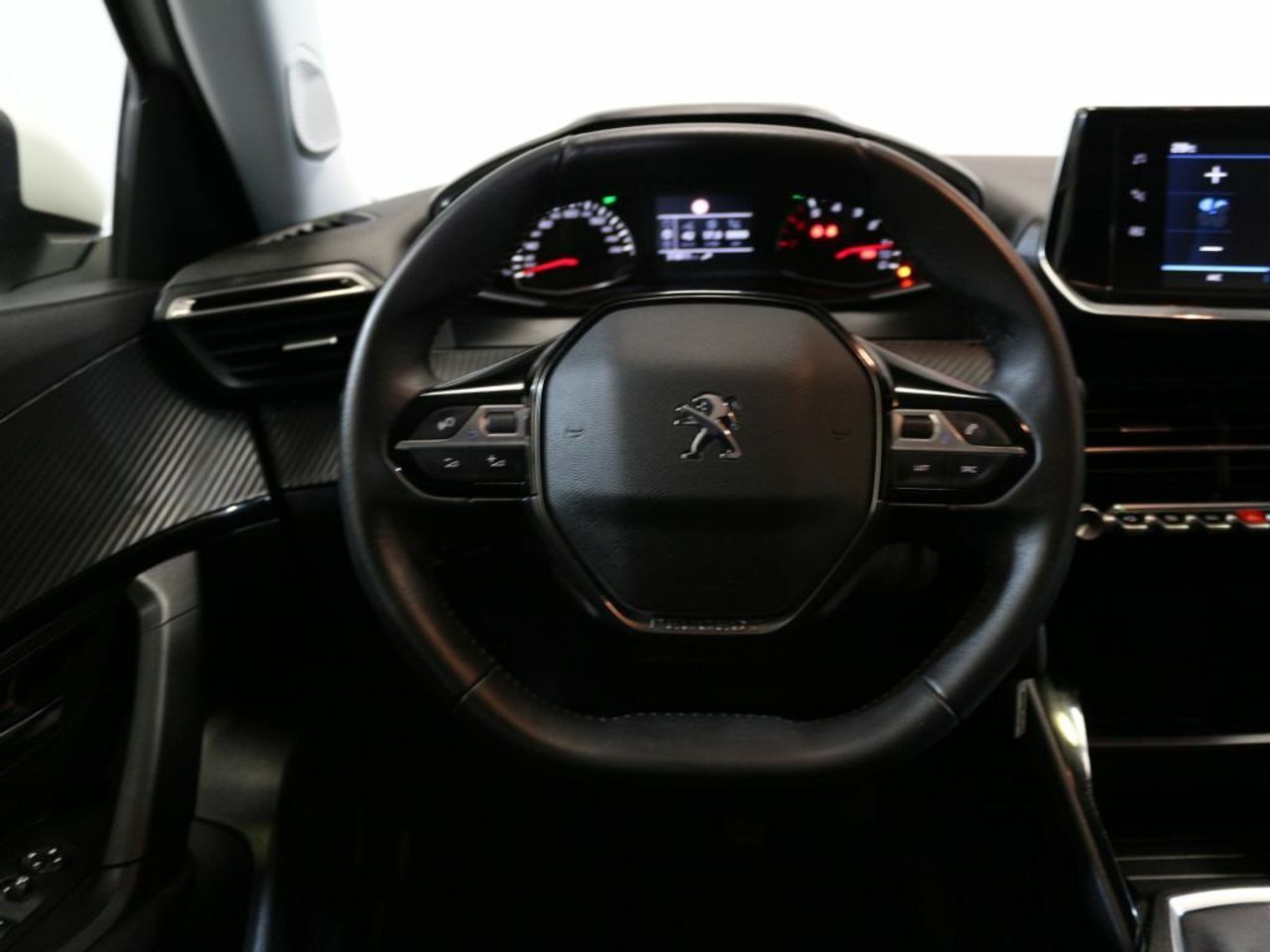 Foto Peugeot 2008 13