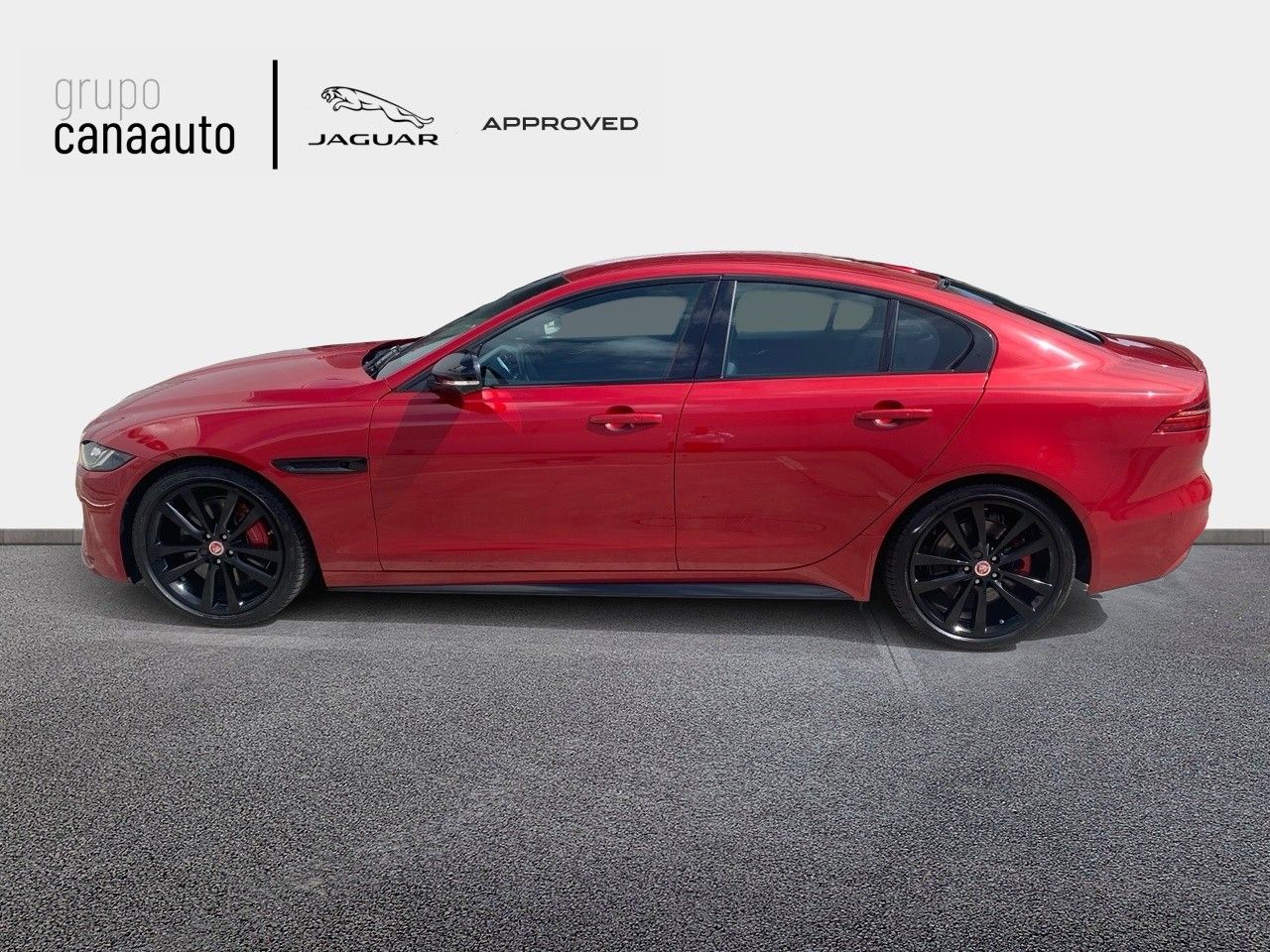 Foto Jaguar XE 6