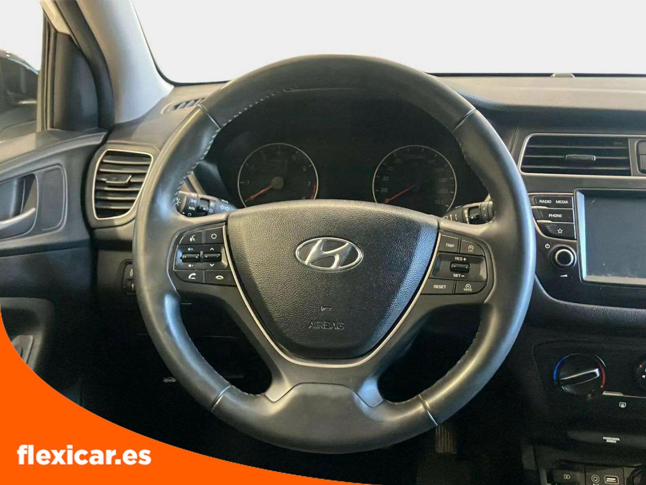 Foto Hyundai i20 10