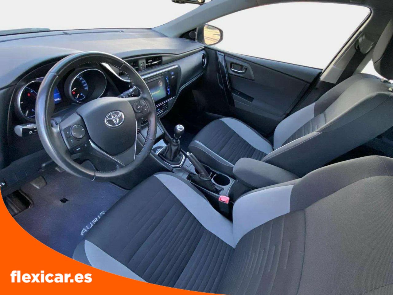 Foto Toyota Auris 10