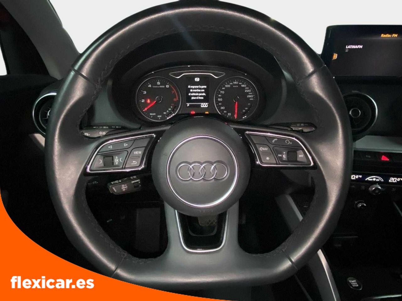 Foto Audi Q2 11