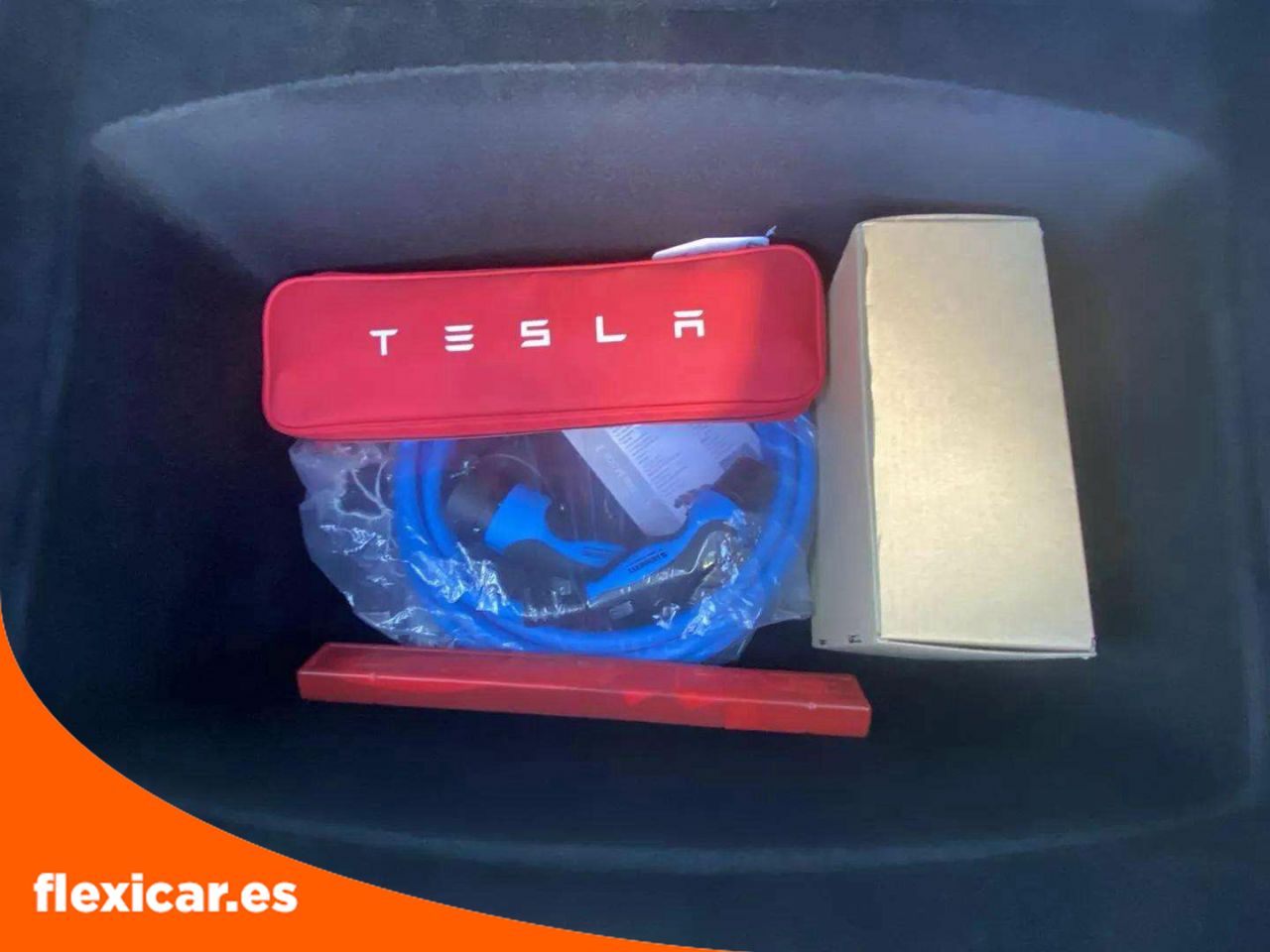 Foto Tesla Model 3 25