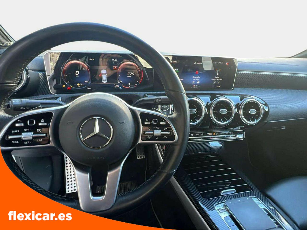 Foto Mercedes-Benz Clase CLA 12