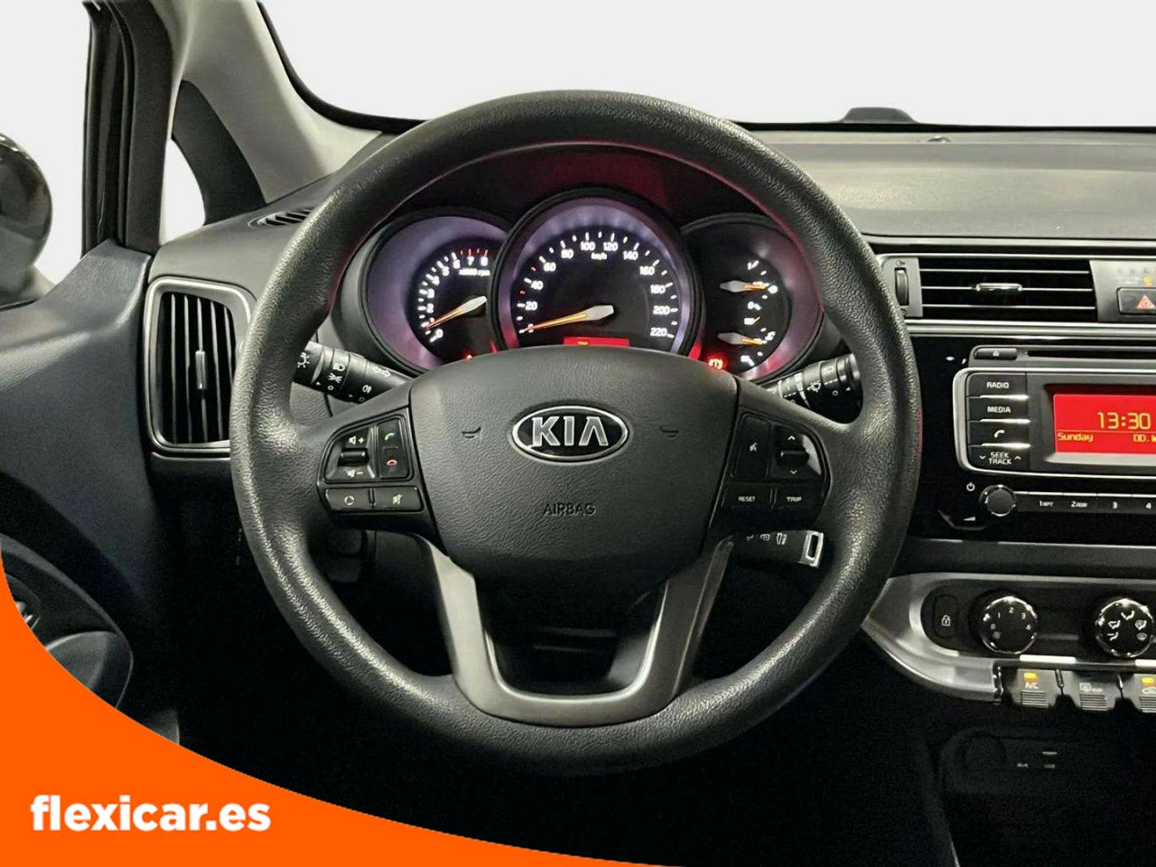 Foto Kia Rio 12