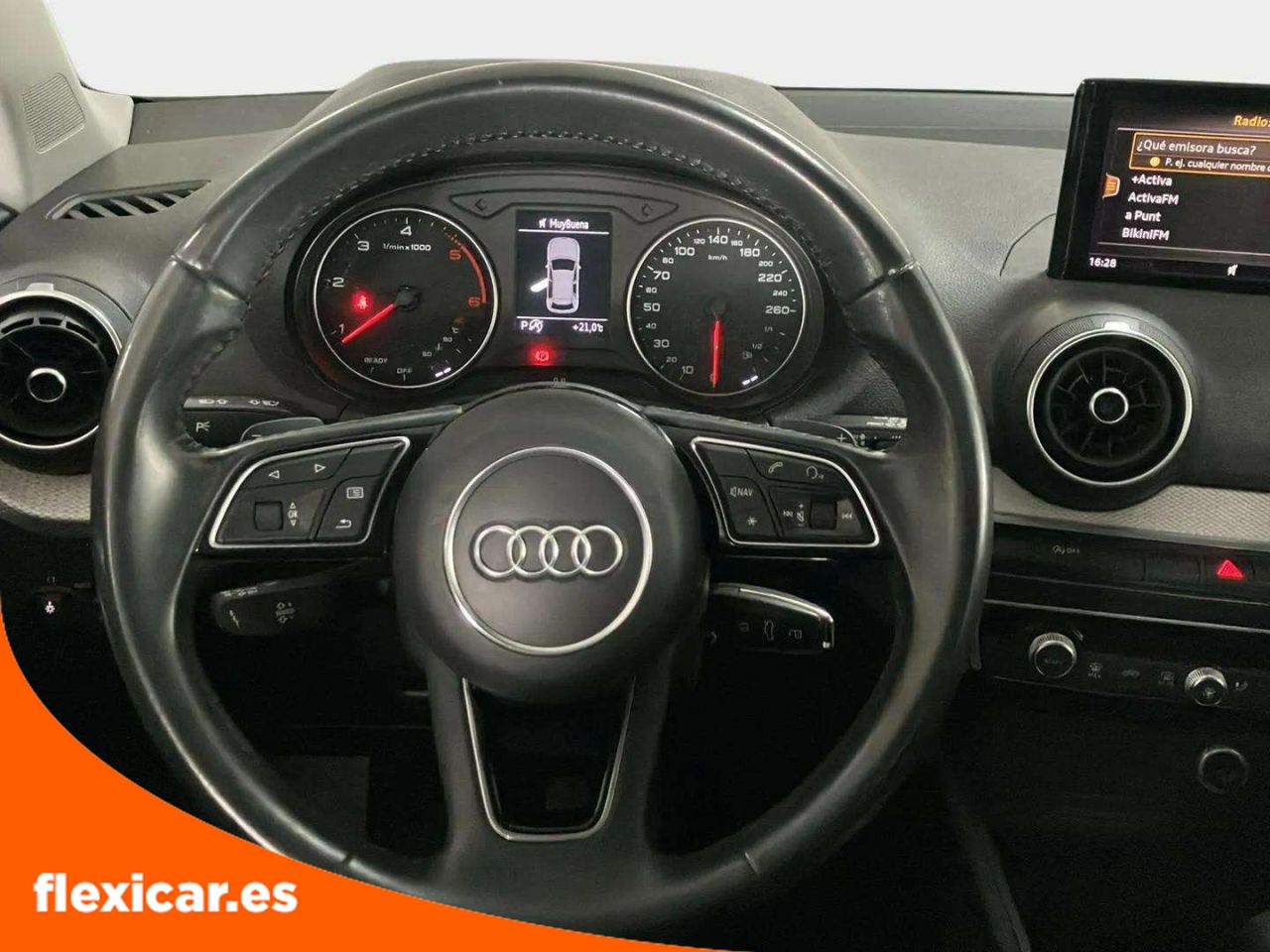 Foto Audi Q2 12