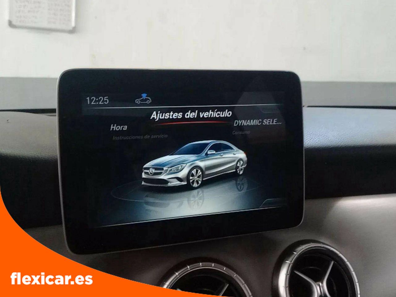 Foto Mercedes-Benz Clase CLA 26