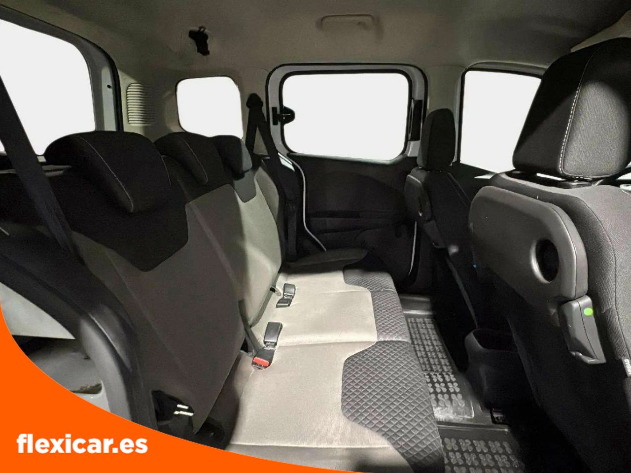 Foto Ford Tourneo Courier 14