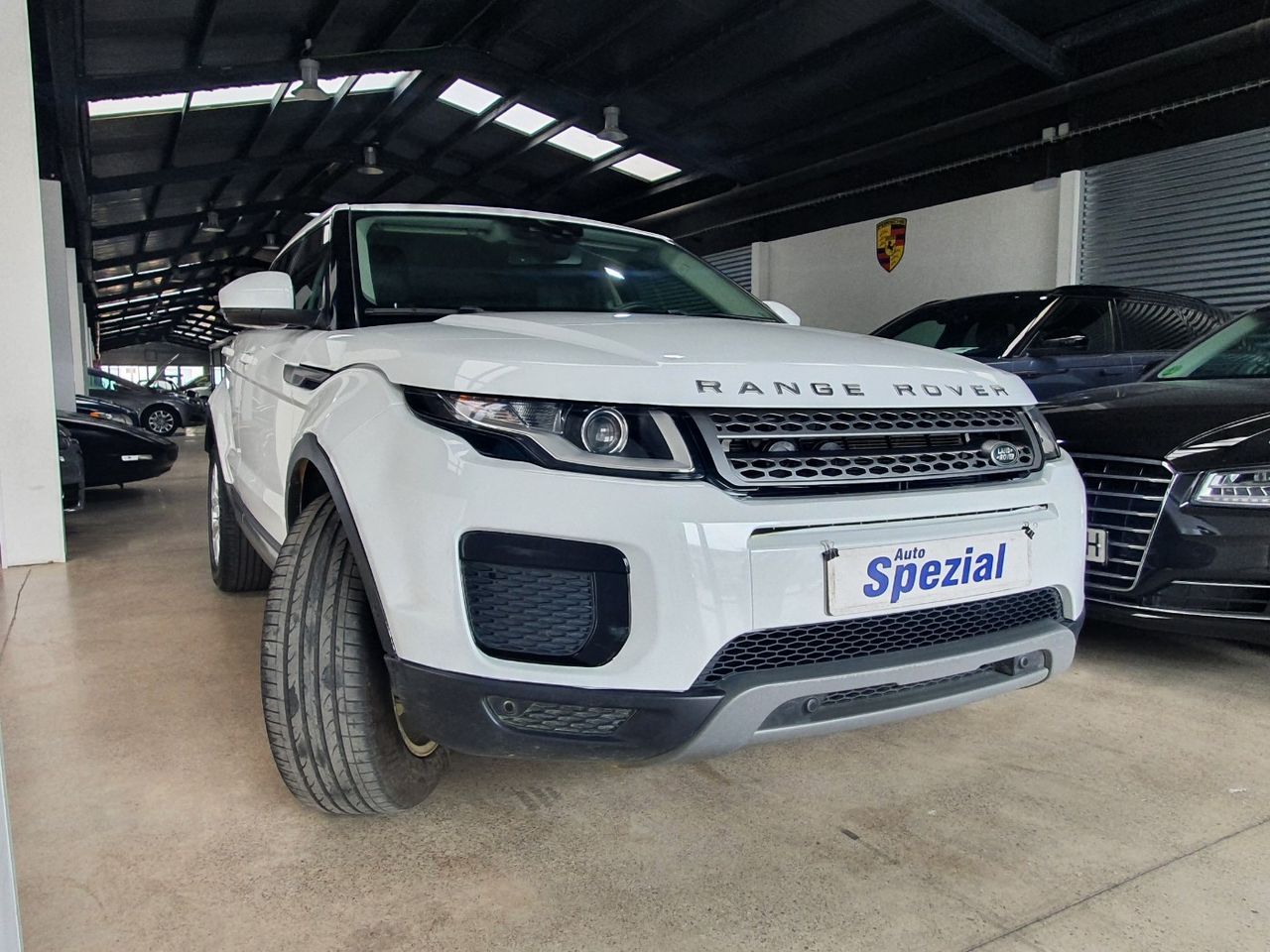 Foto Land-Rover Range Rover Evoque 3