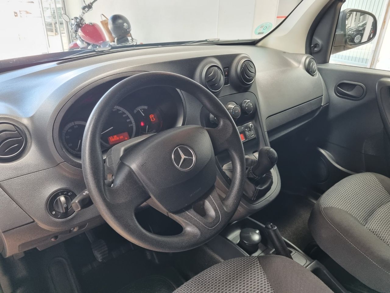 Foto Mercedes-Benz Citan 12