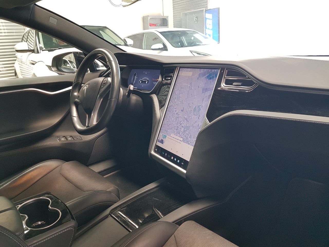 Foto Tesla Model  S 16