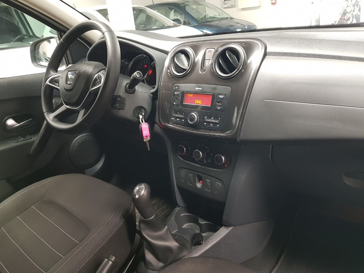 Foto Dacia Sandero 12