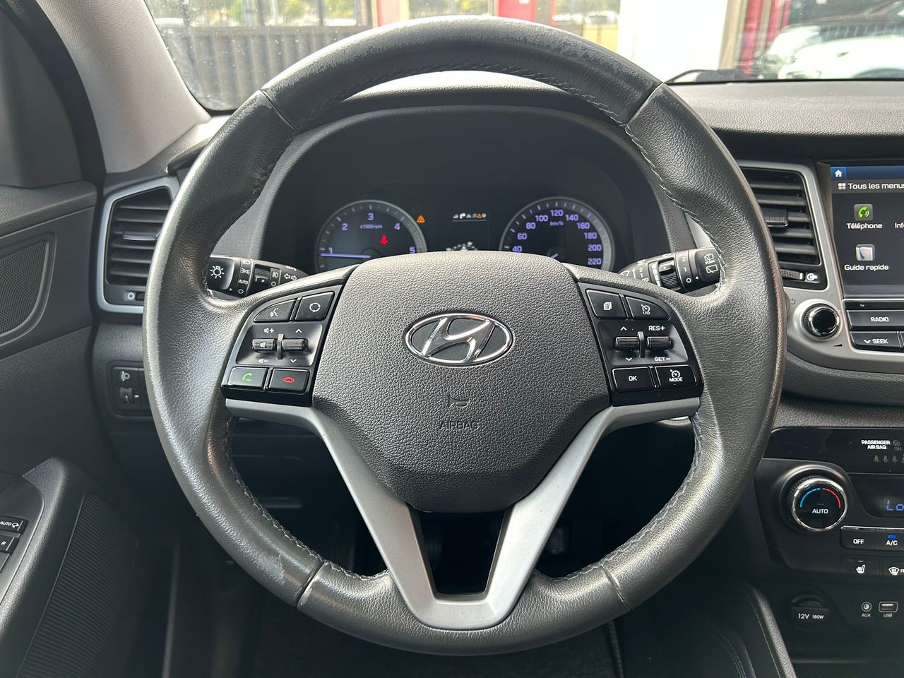 Foto Hyundai Tucson 11