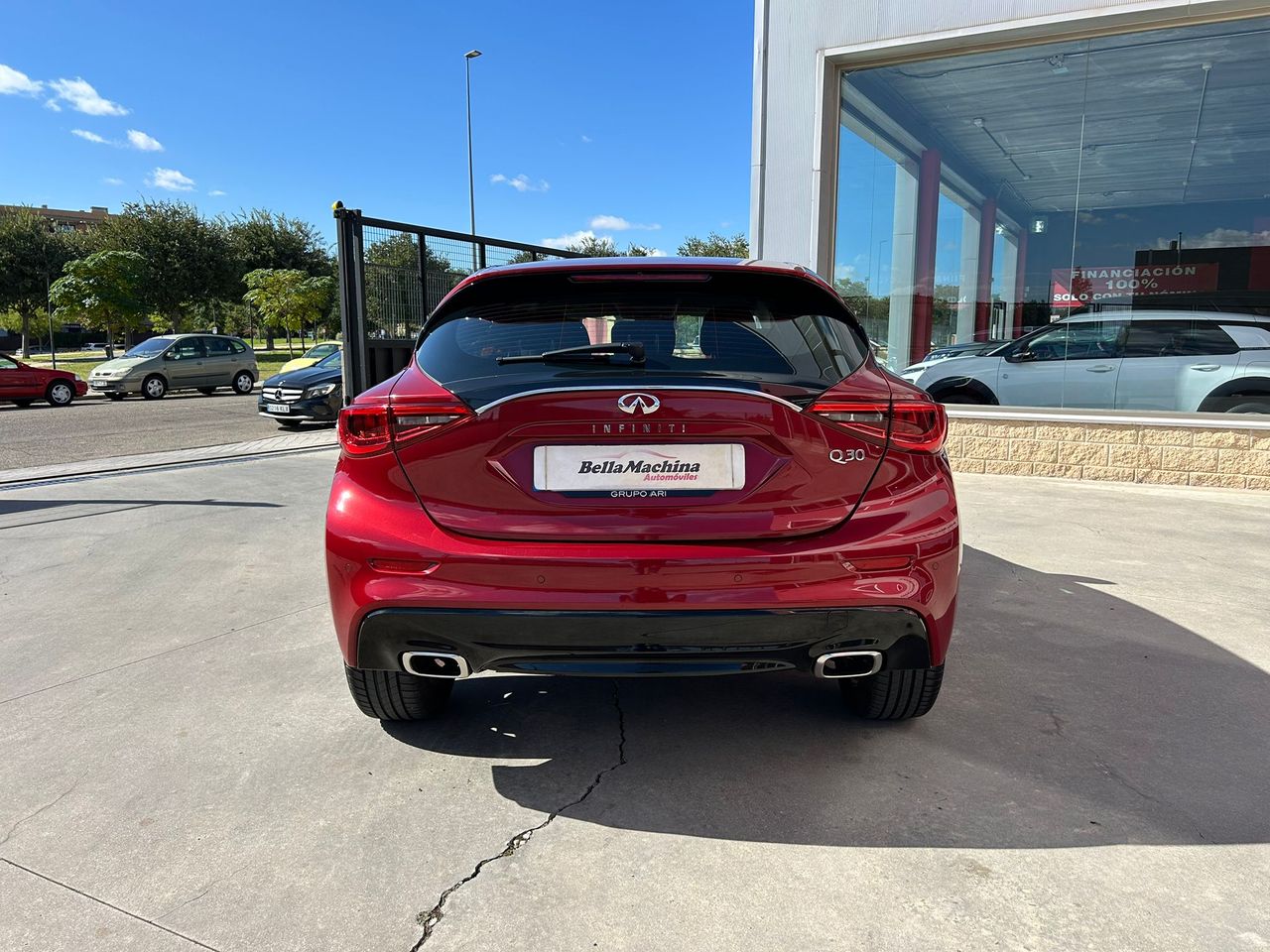 Foto Infiniti Q30 5