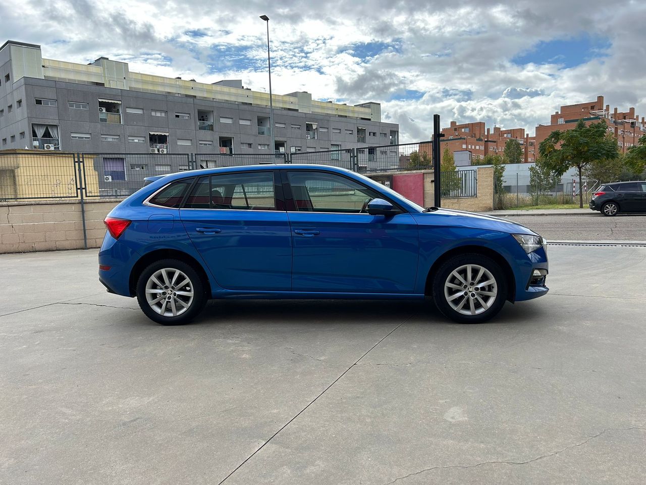 Foto Skoda Scala 4