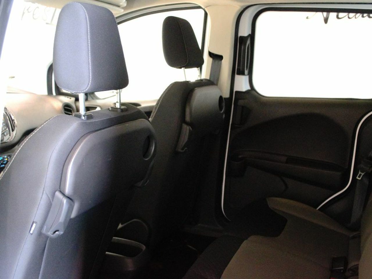 Foto Ford Tourneo Courier 12