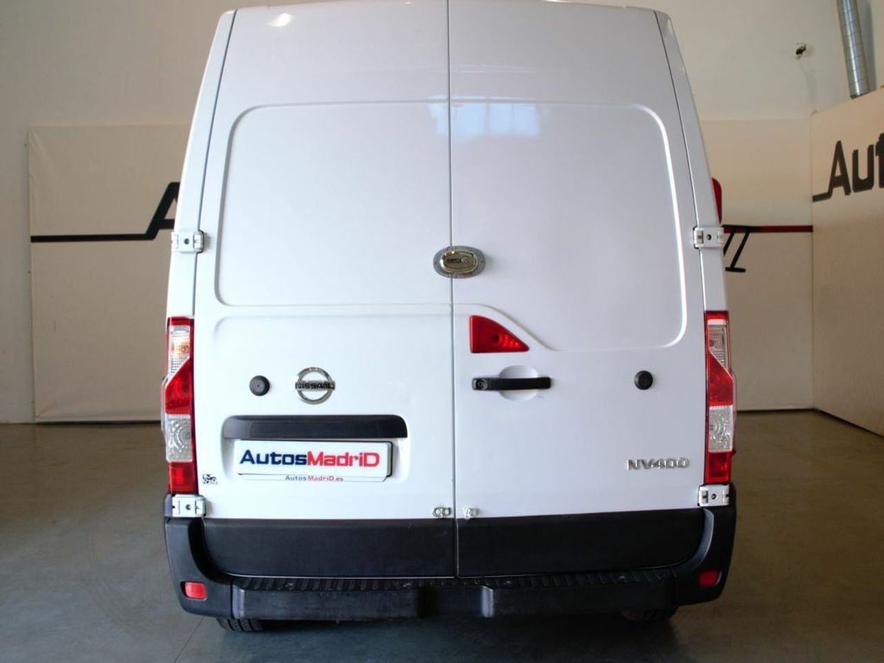 Foto Nissan NV400 3