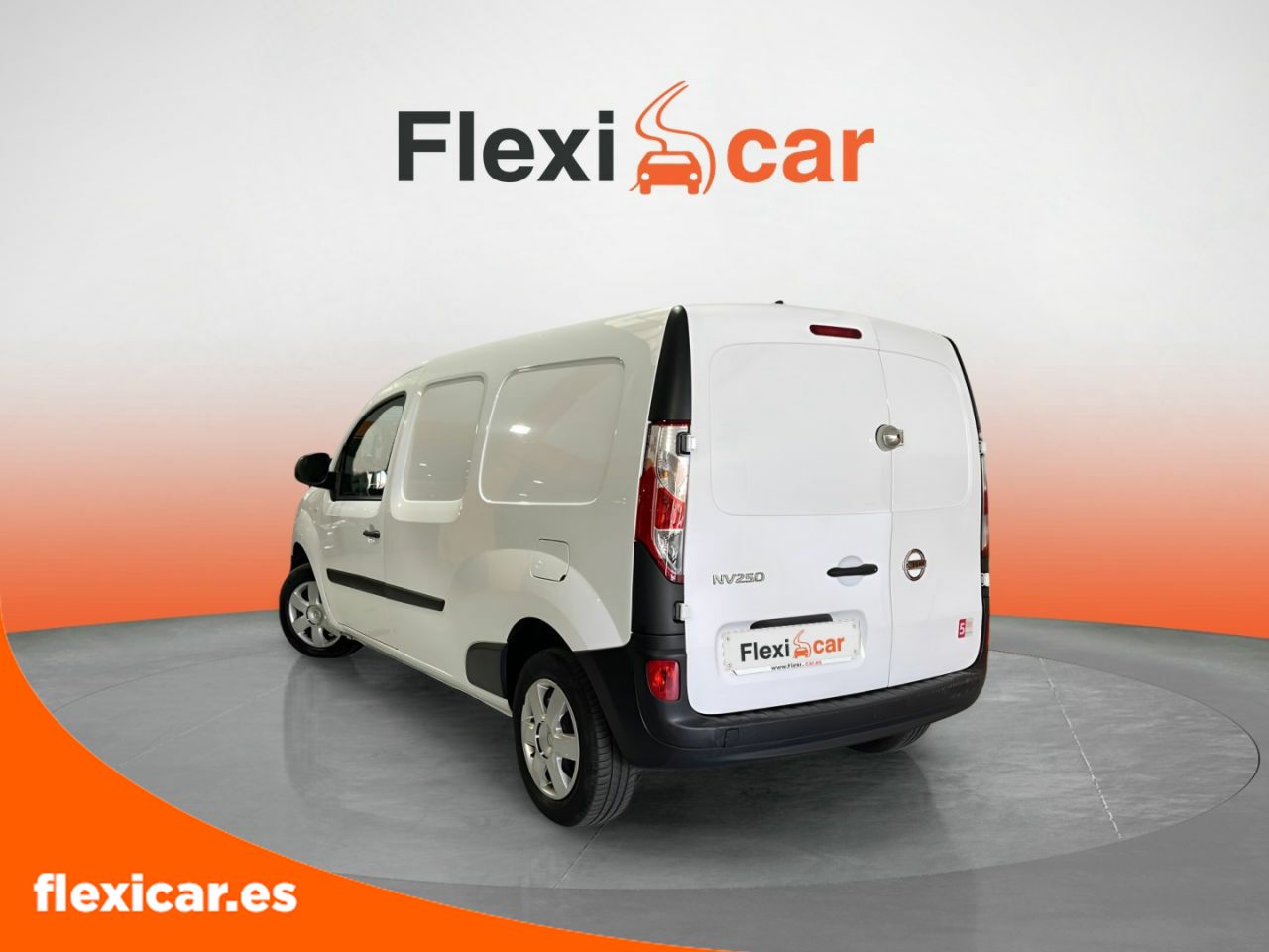 Foto Nissan NV250 5