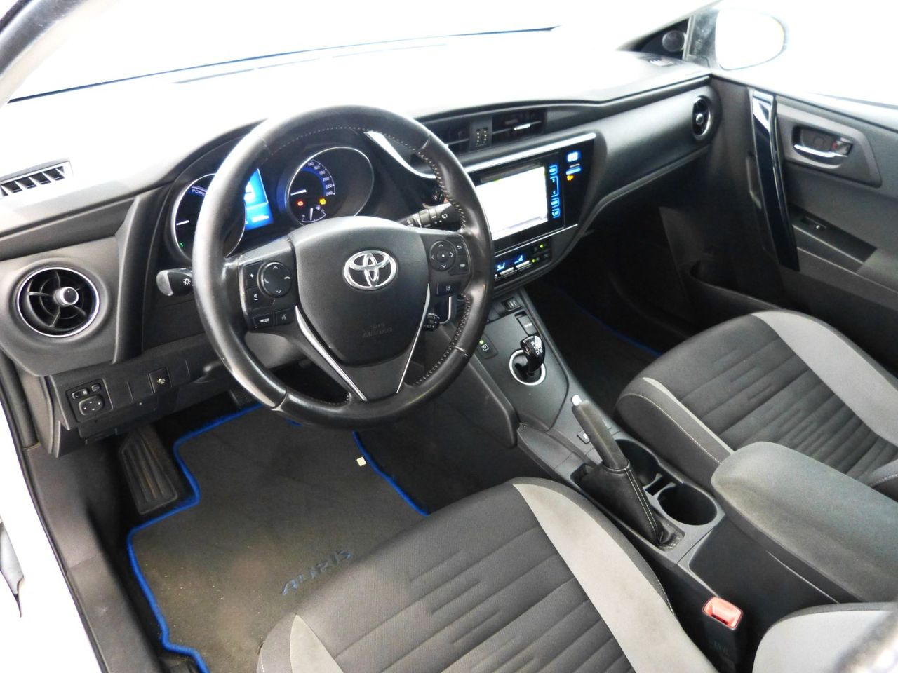 Foto Toyota Auris Touring Sports 9