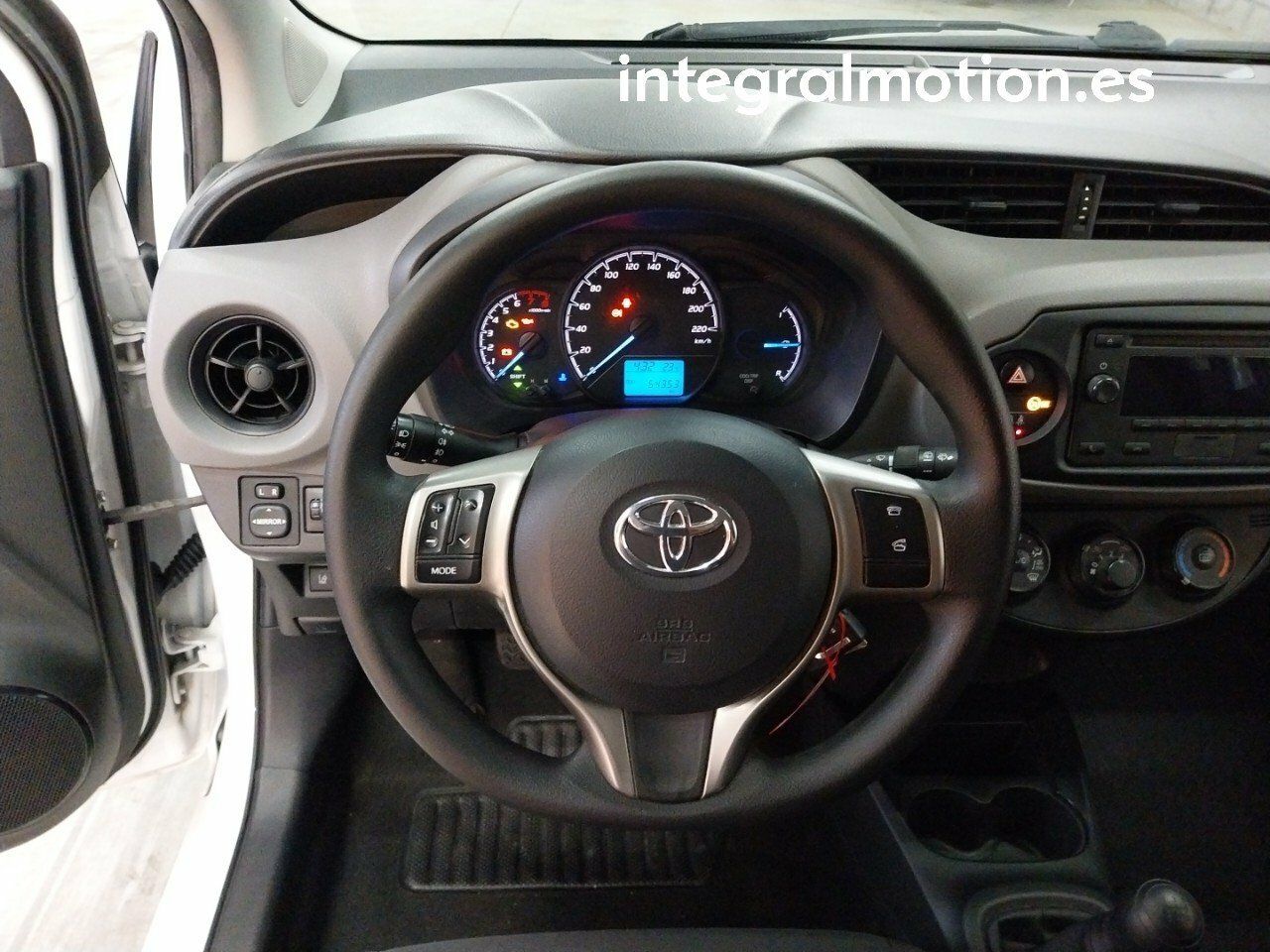 Foto Toyota Yaris 11