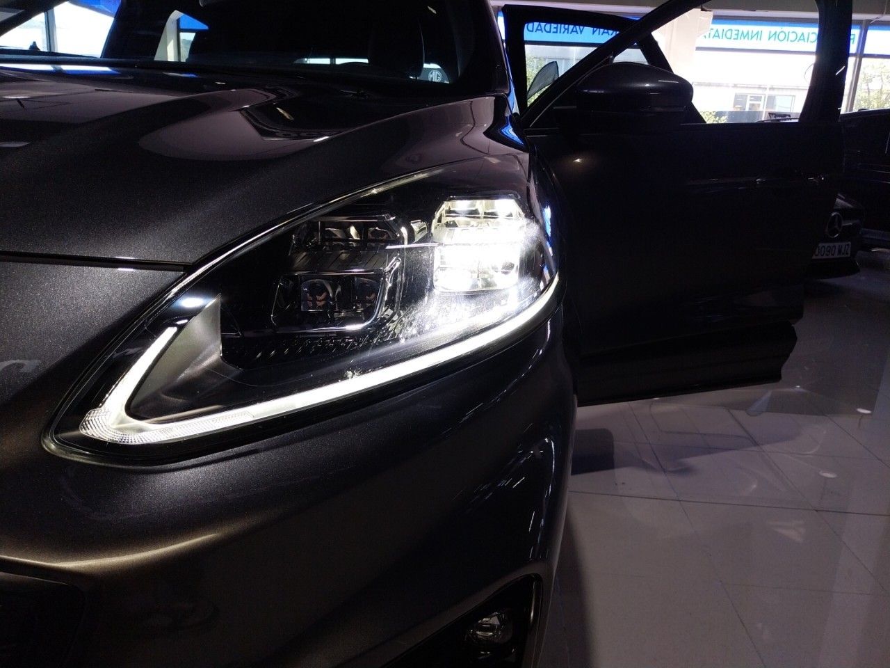 Foto Ford Kuga 27