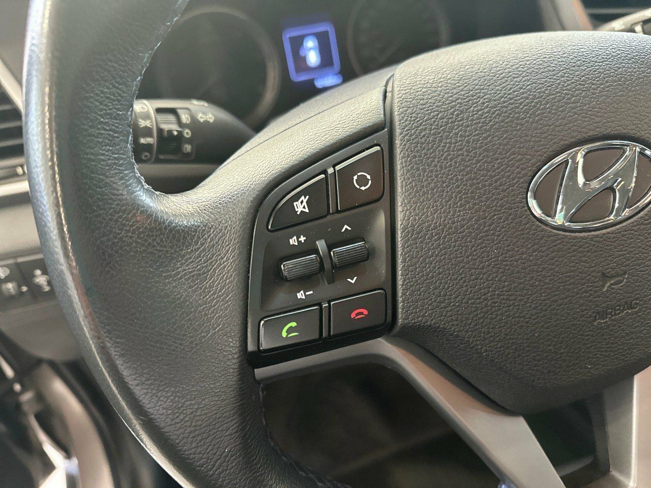 Foto Hyundai Tucson 12