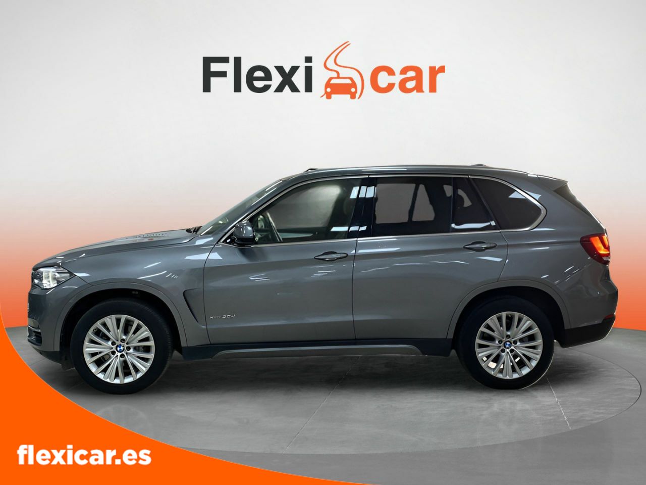 Foto BMW X5 4