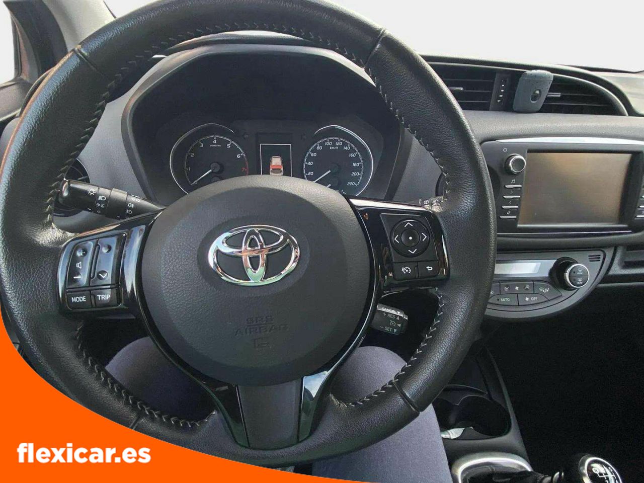 Foto Toyota Yaris 12