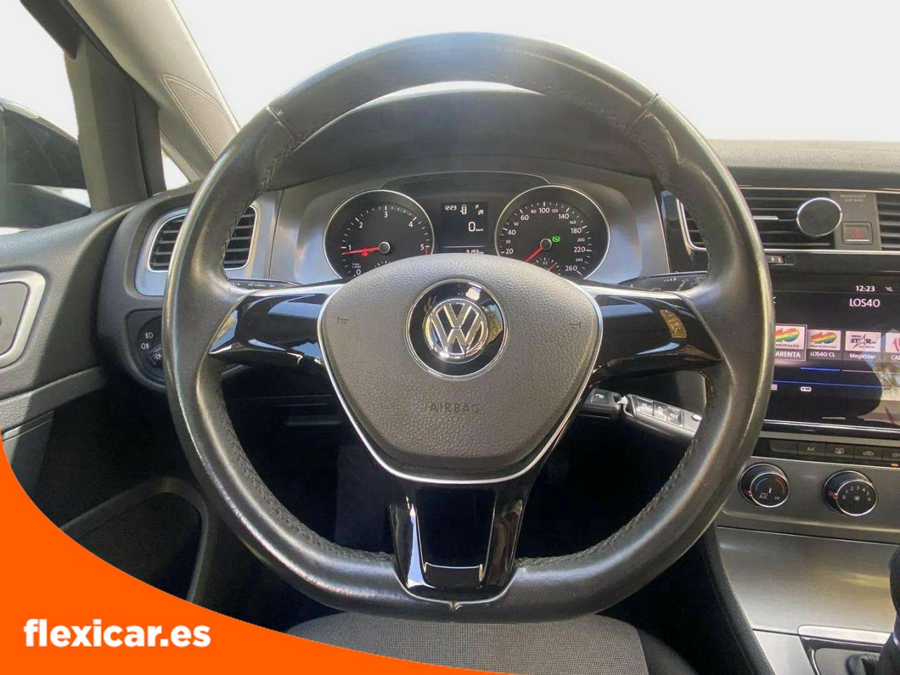 Foto Volkswagen Golf 12