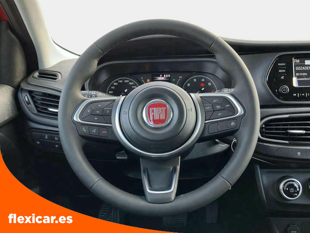 Foto Fiat Tipo 12