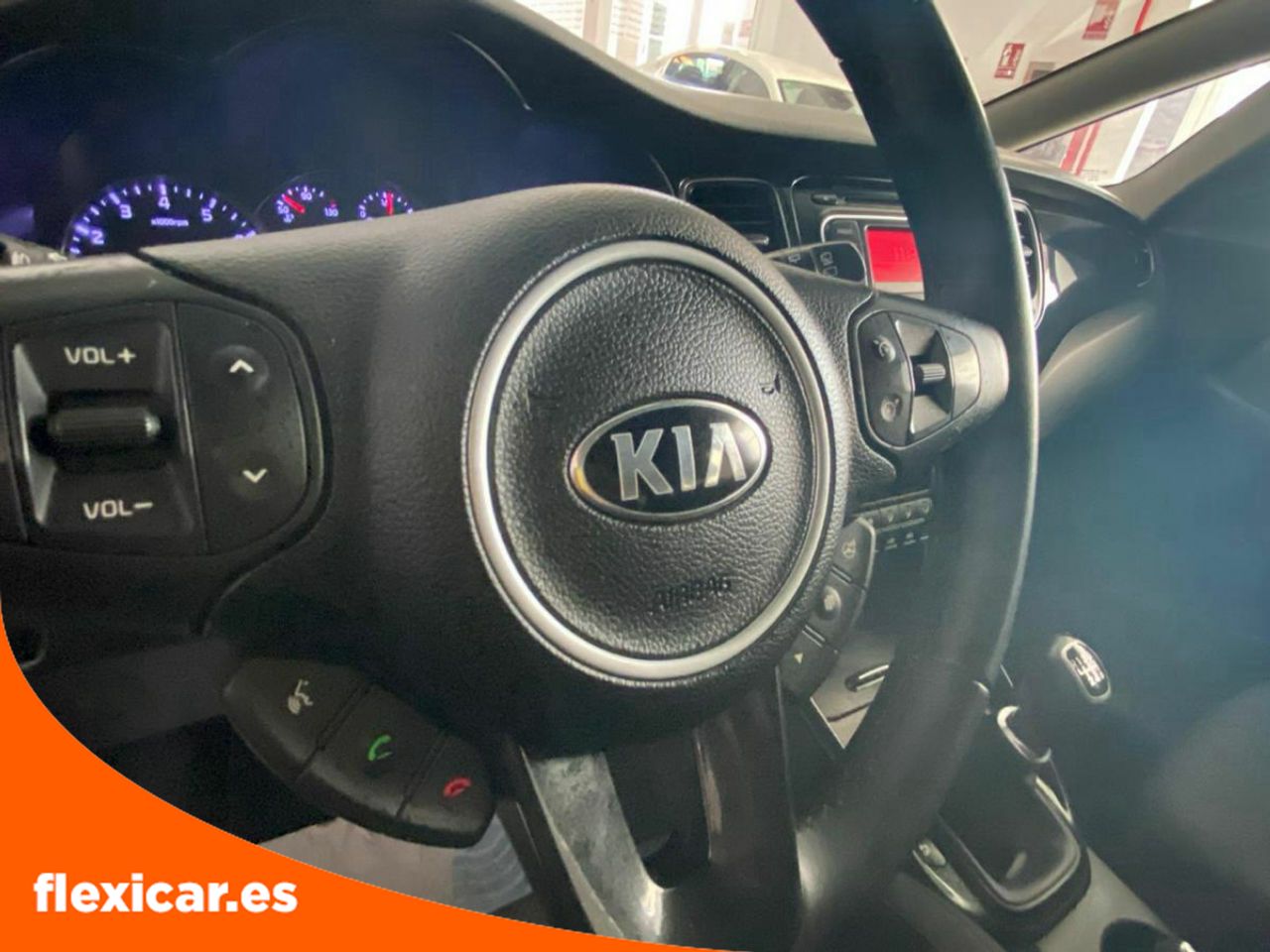 Foto Kia Carens 15