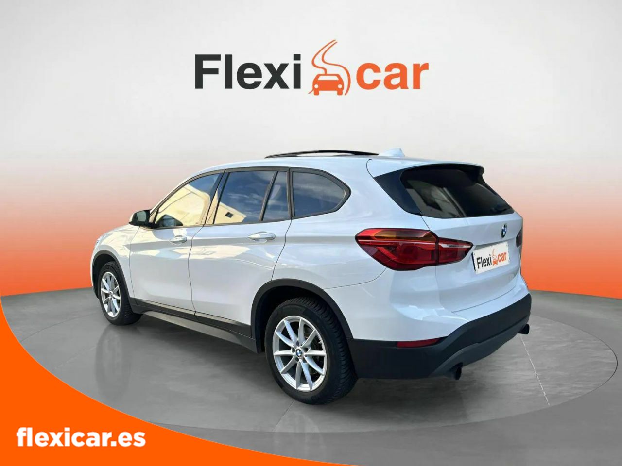 Foto BMW X1 4