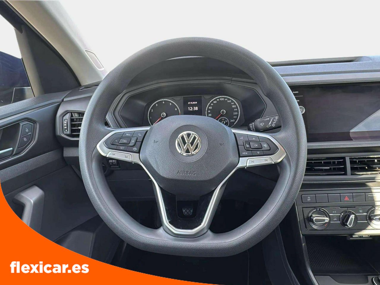 Foto Volkswagen T-Cross 12