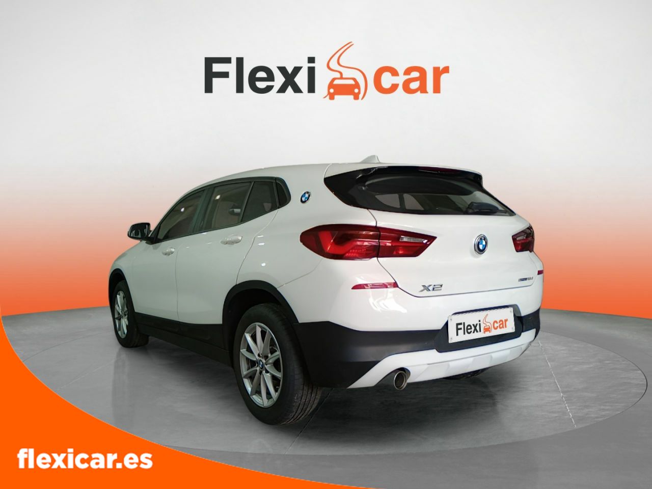 Foto BMW X2 4