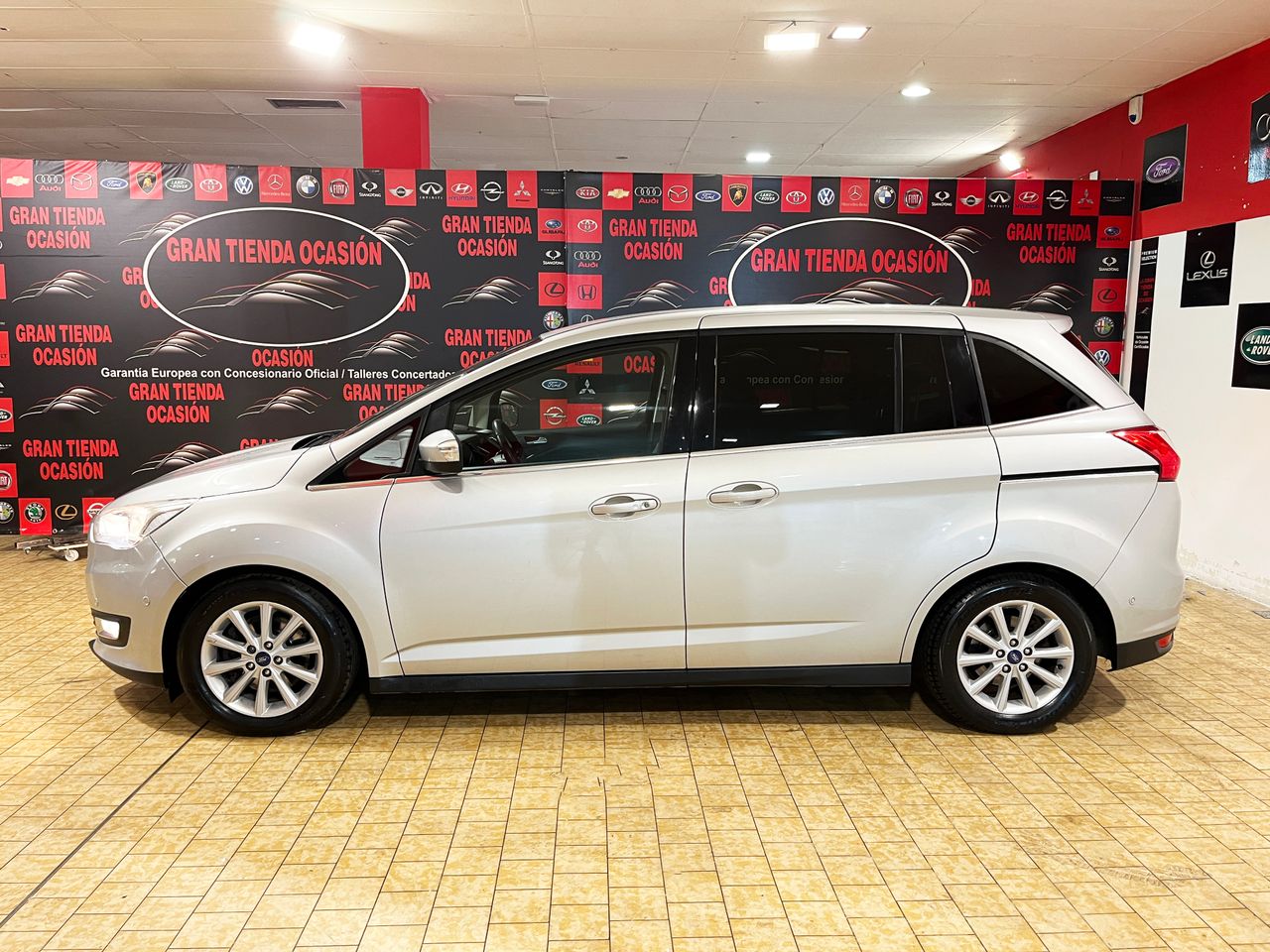 Foto Ford Grand C-MAX 13