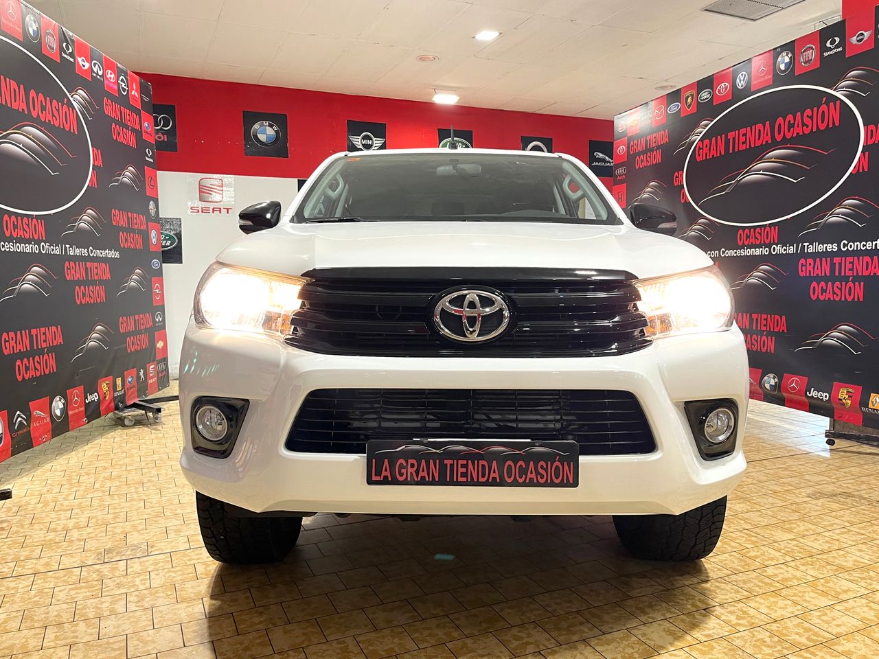 Foto Toyota Hilux 4