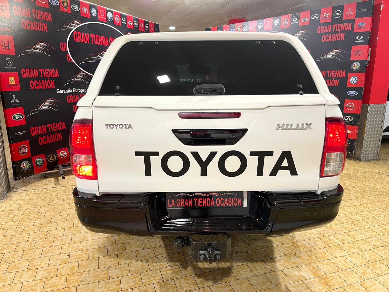 Foto Toyota Hilux 8