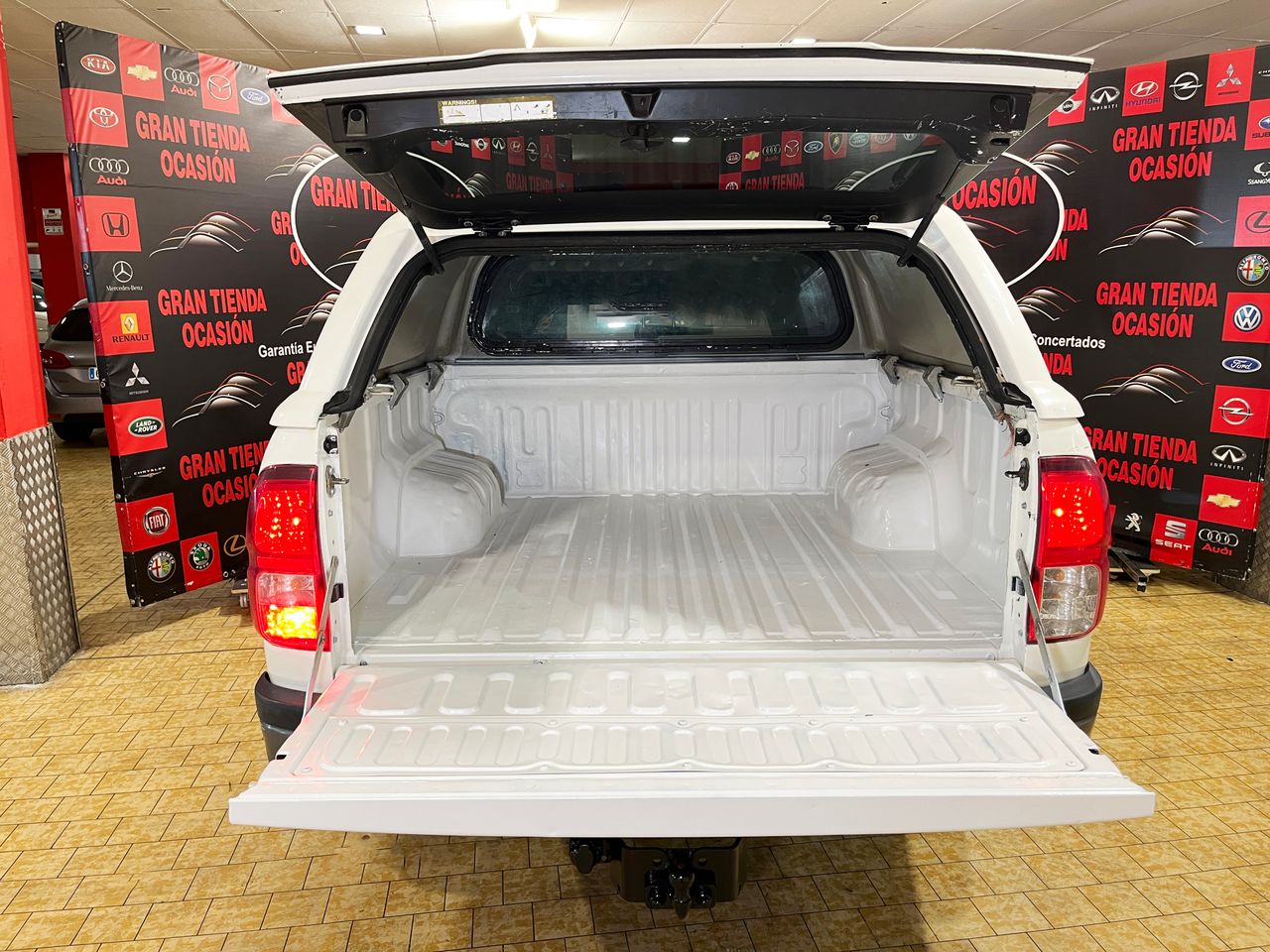 Foto Toyota Hilux 9