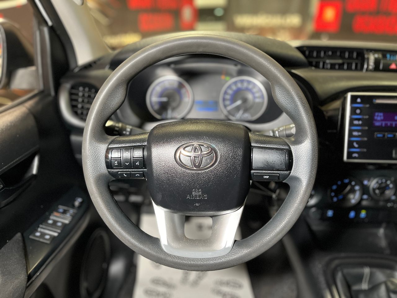 Foto Toyota Hilux 19