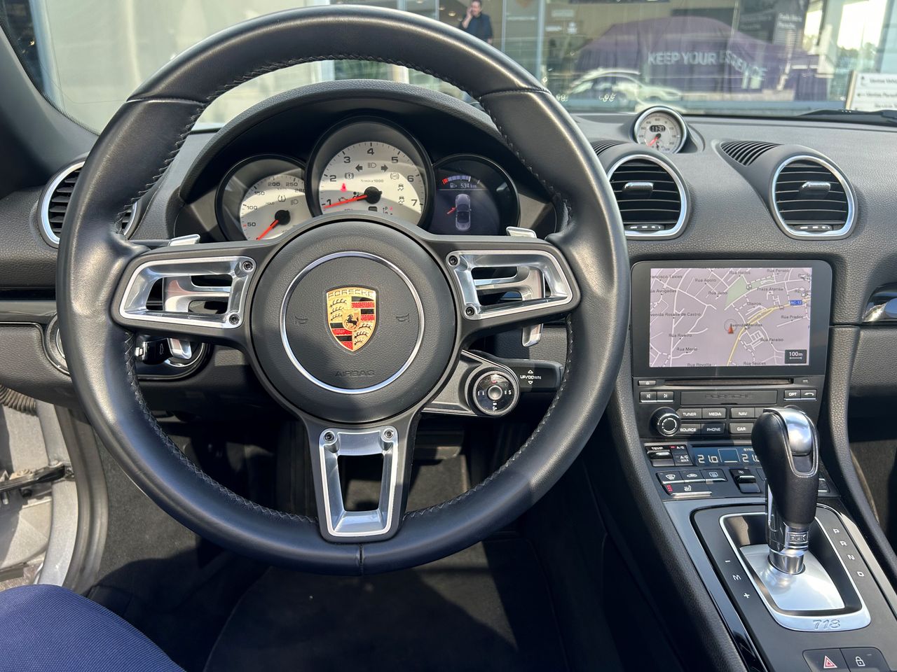 Foto Porsche 718 24