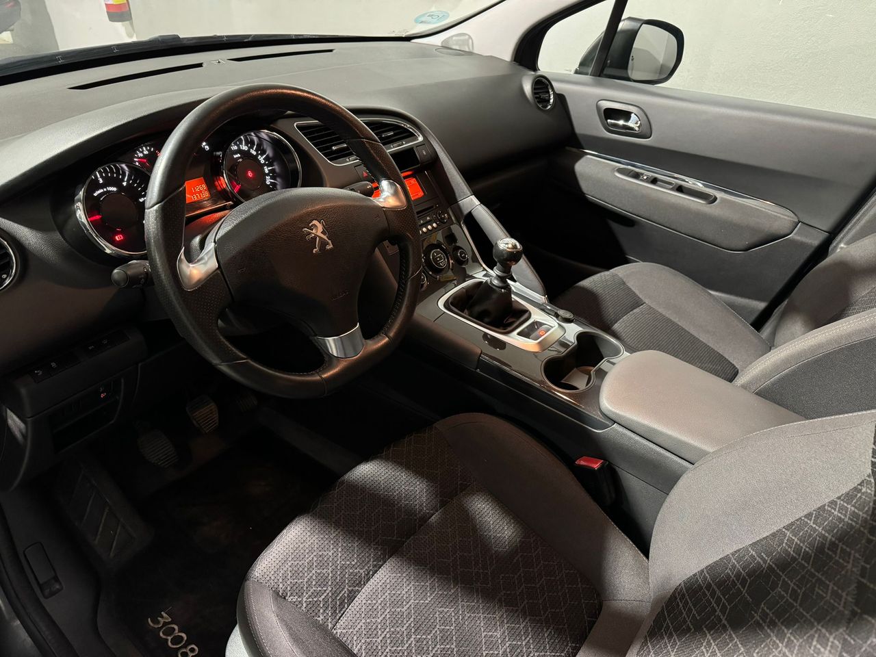 Foto Peugeot 3008 7