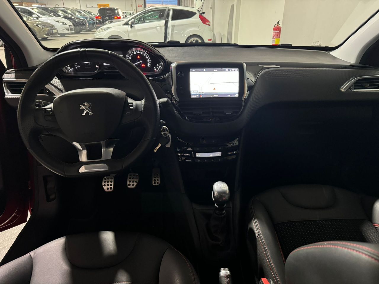 Foto Peugeot 208 9