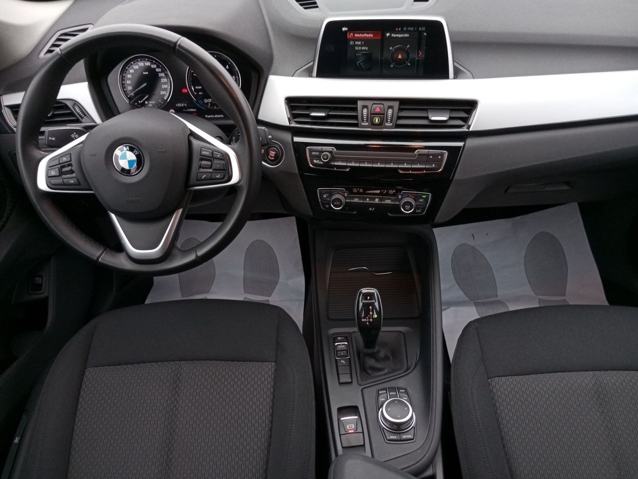 Foto BMW X1 6