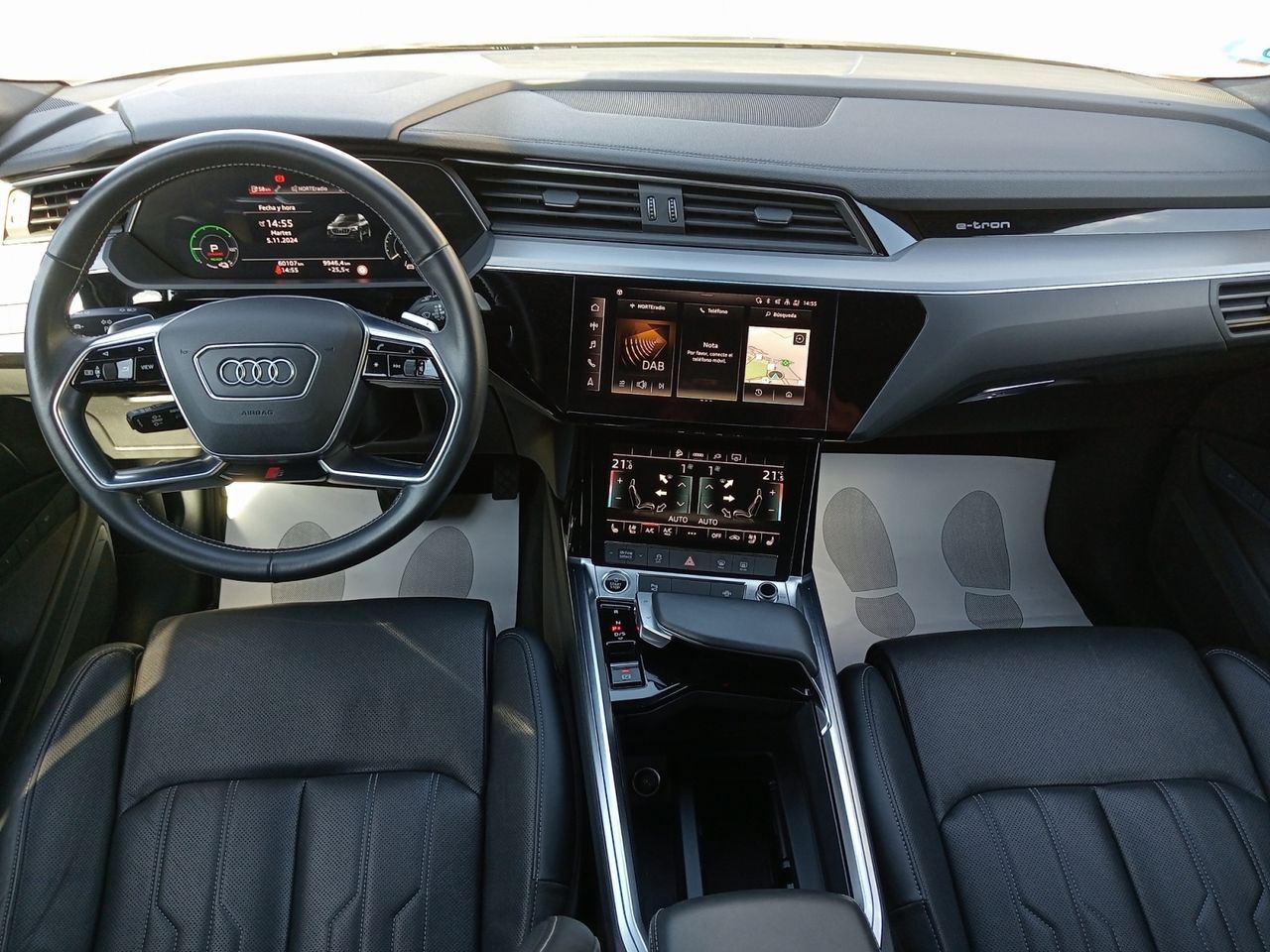 Foto Audi E-tron 9