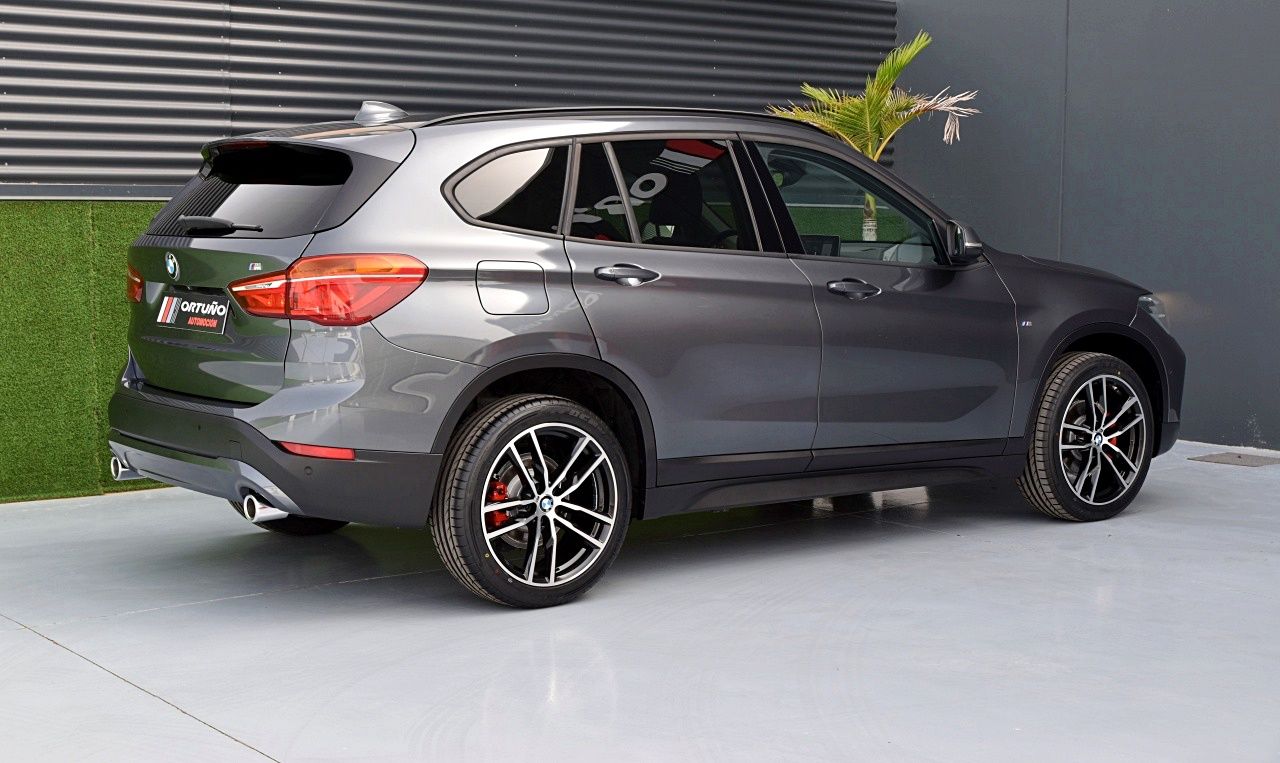 Foto BMW X1 35