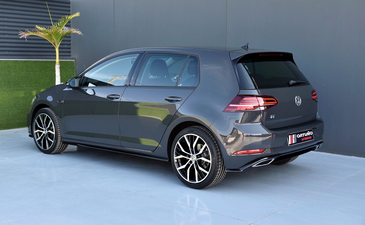 Foto Volkswagen Golf 43