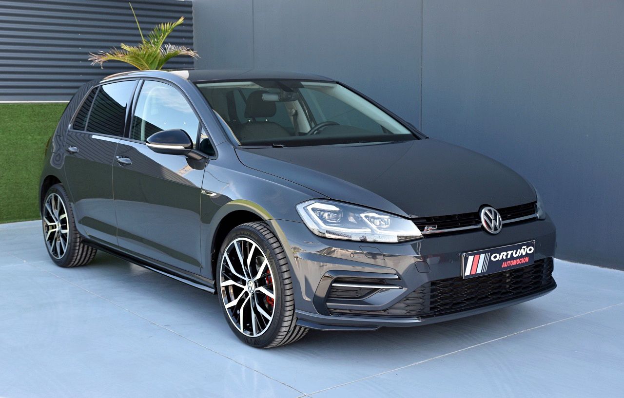 Foto Volkswagen Golf 52