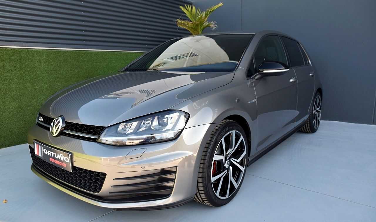 Foto Volkswagen Golf 22