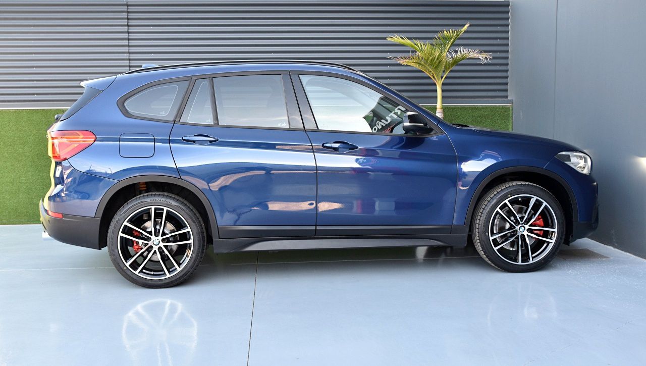 Foto BMW X1 4