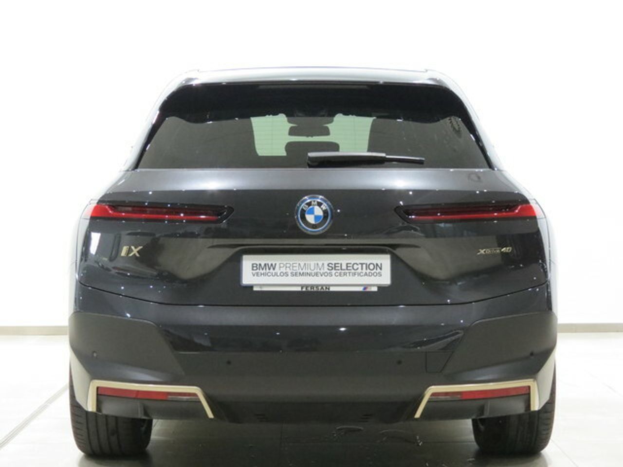 Foto BMW iX3 5